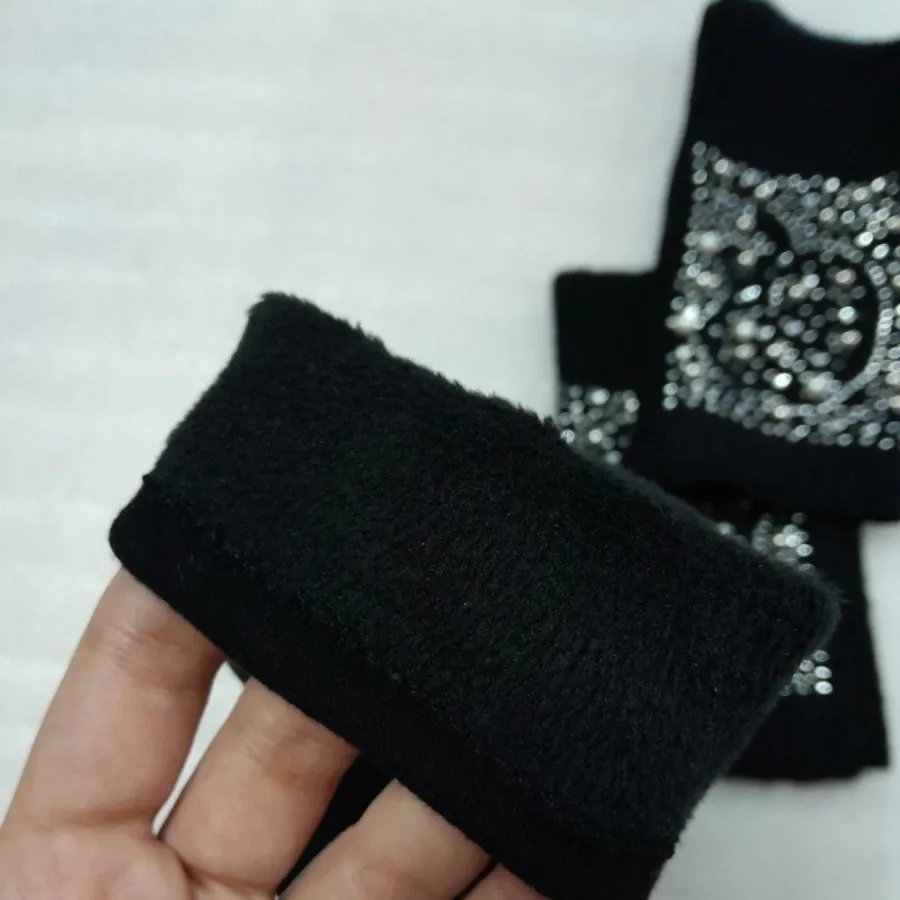 دستکش زنانه