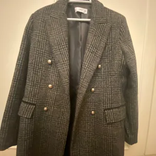 کت پالتویی مارک مانگو