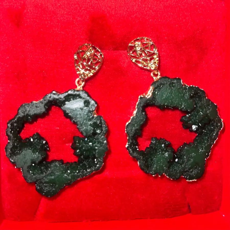 گوشواره سنگی سبز زمردی