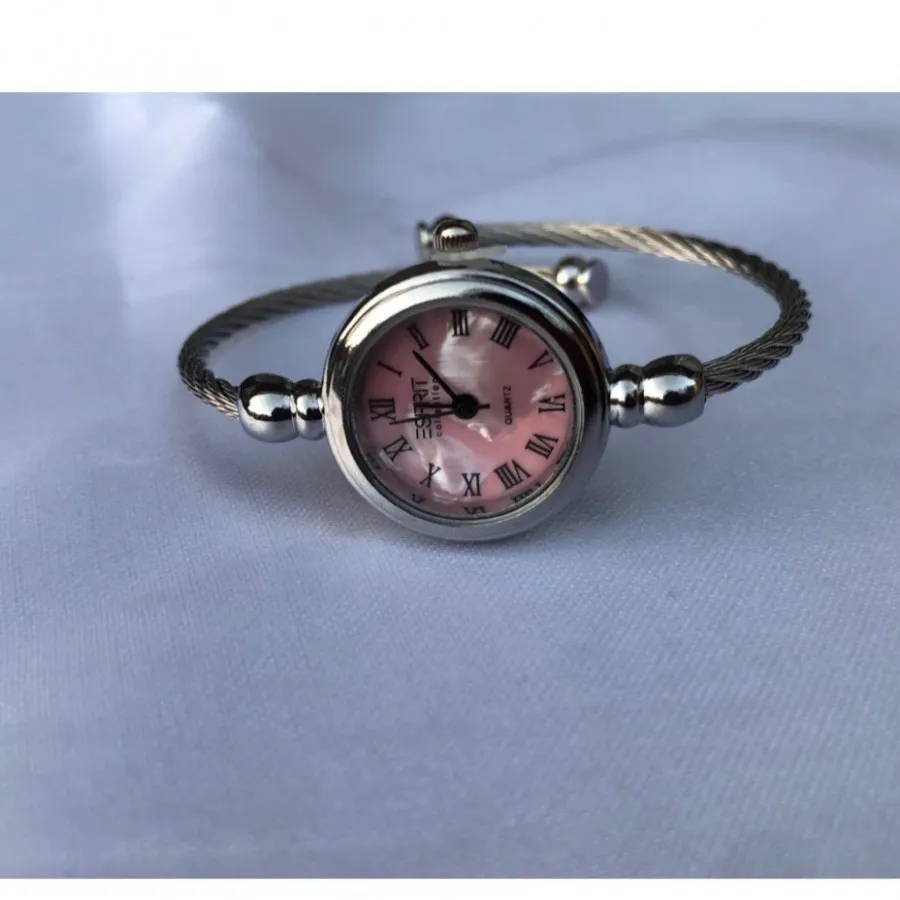 ساعت بنگلی زنانه