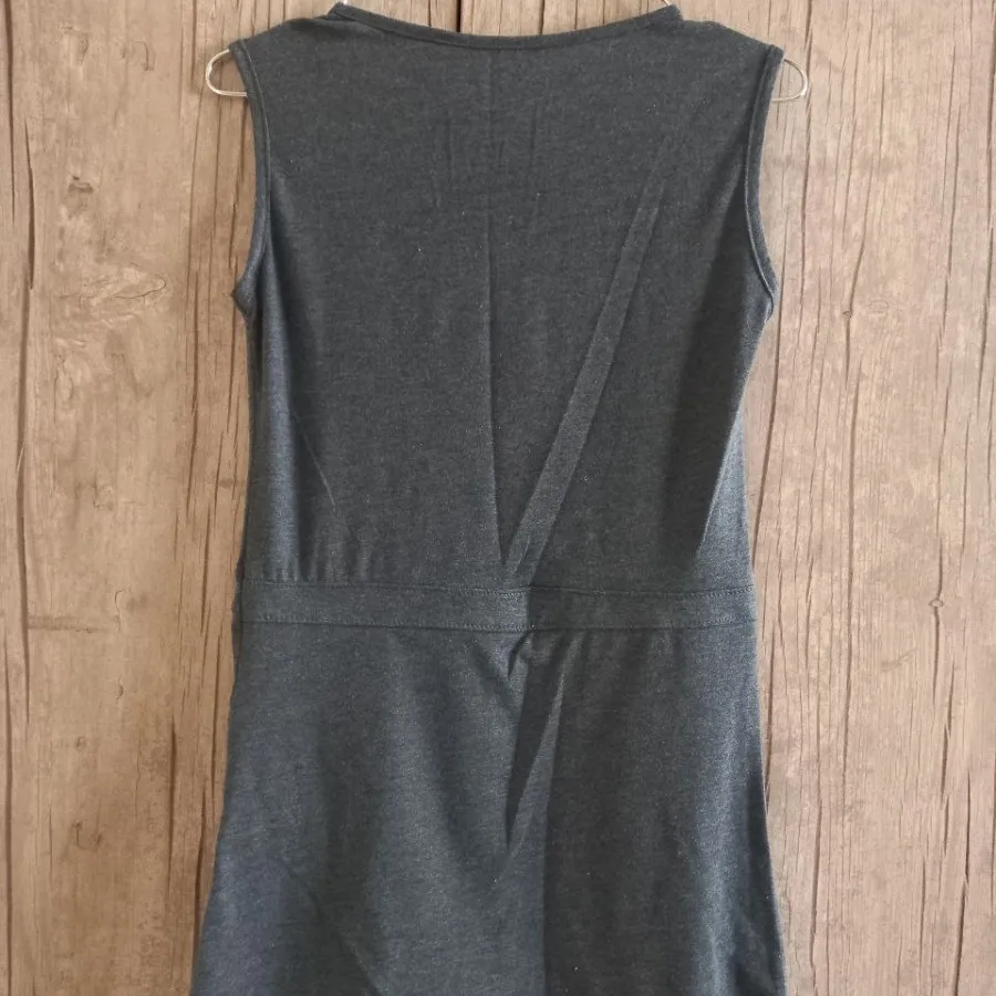 پیراهن طوسی