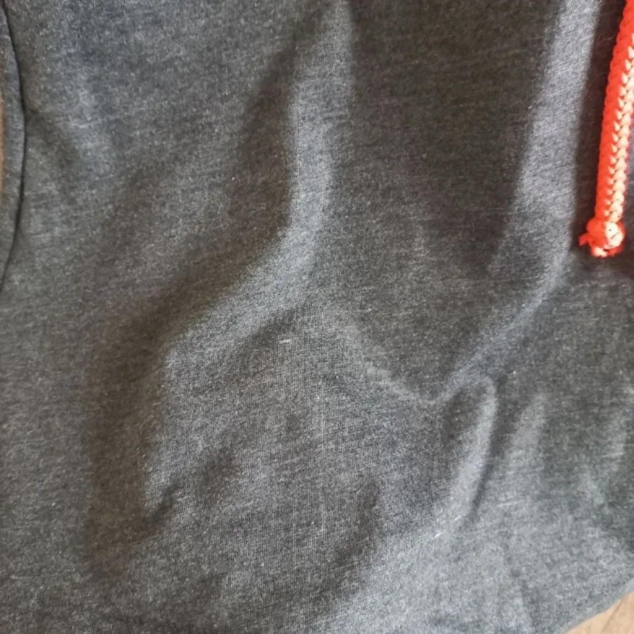 پیراهن طوسی