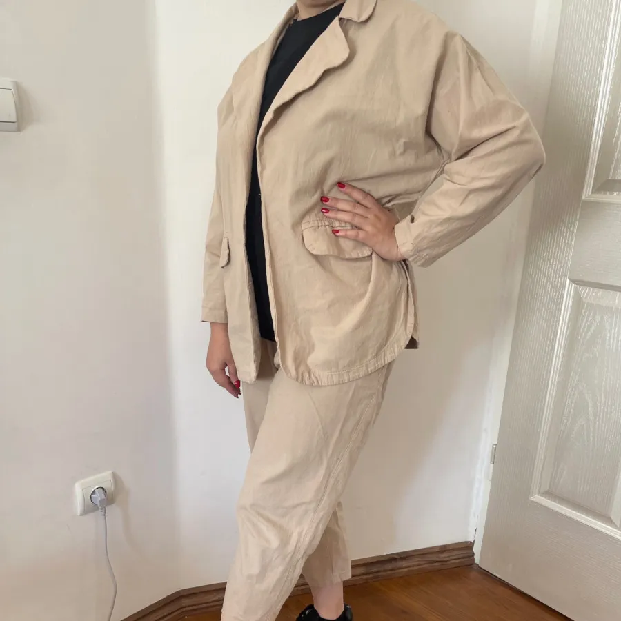 کت وشلوار زنونه