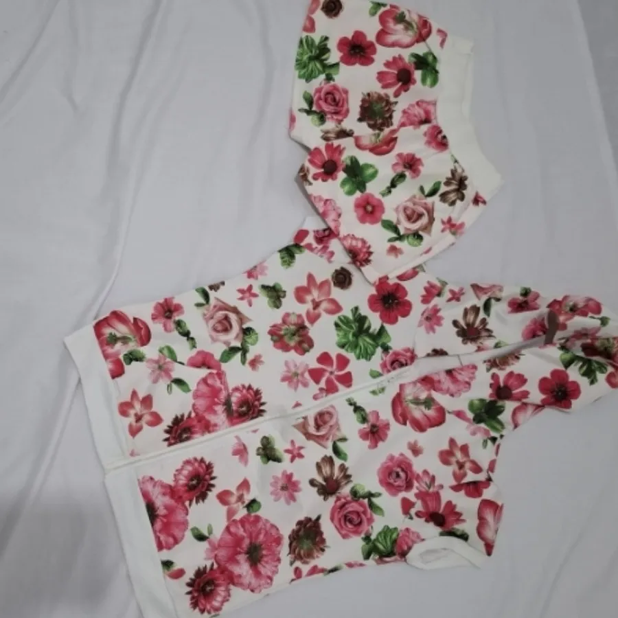 سویشرت با شلوارک گلگلی