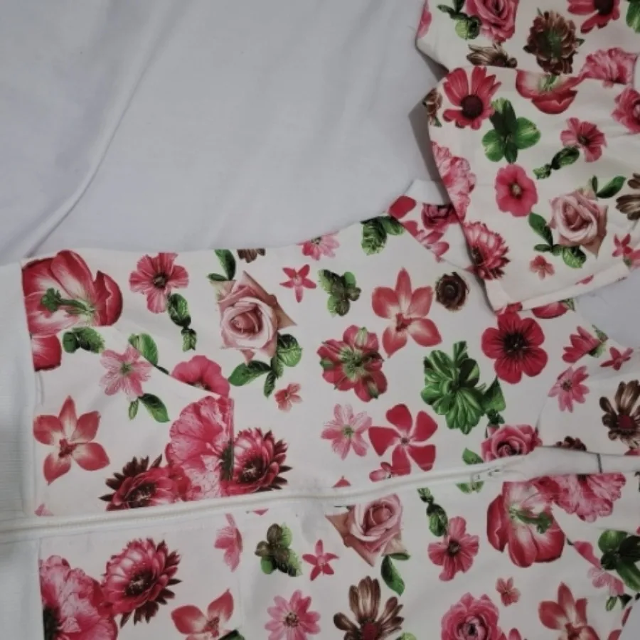 سویشرت با شلوارک گلگلی