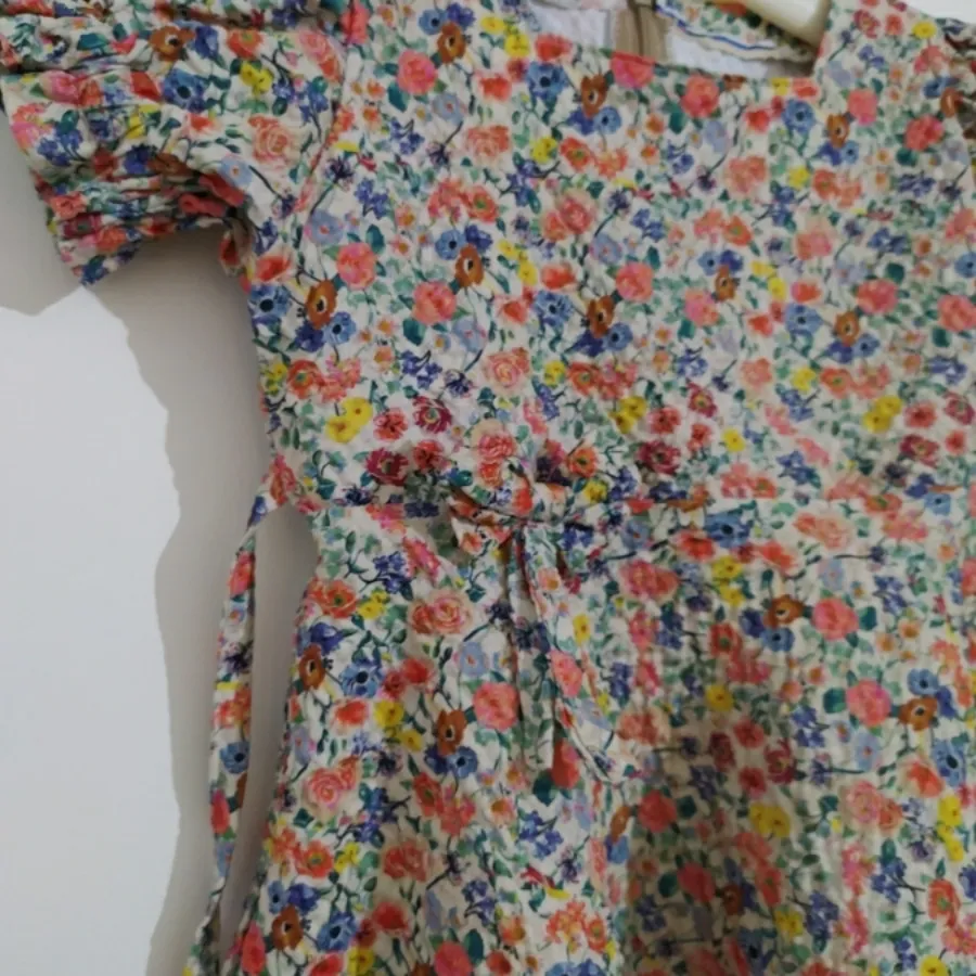 پیراهن دخترانه