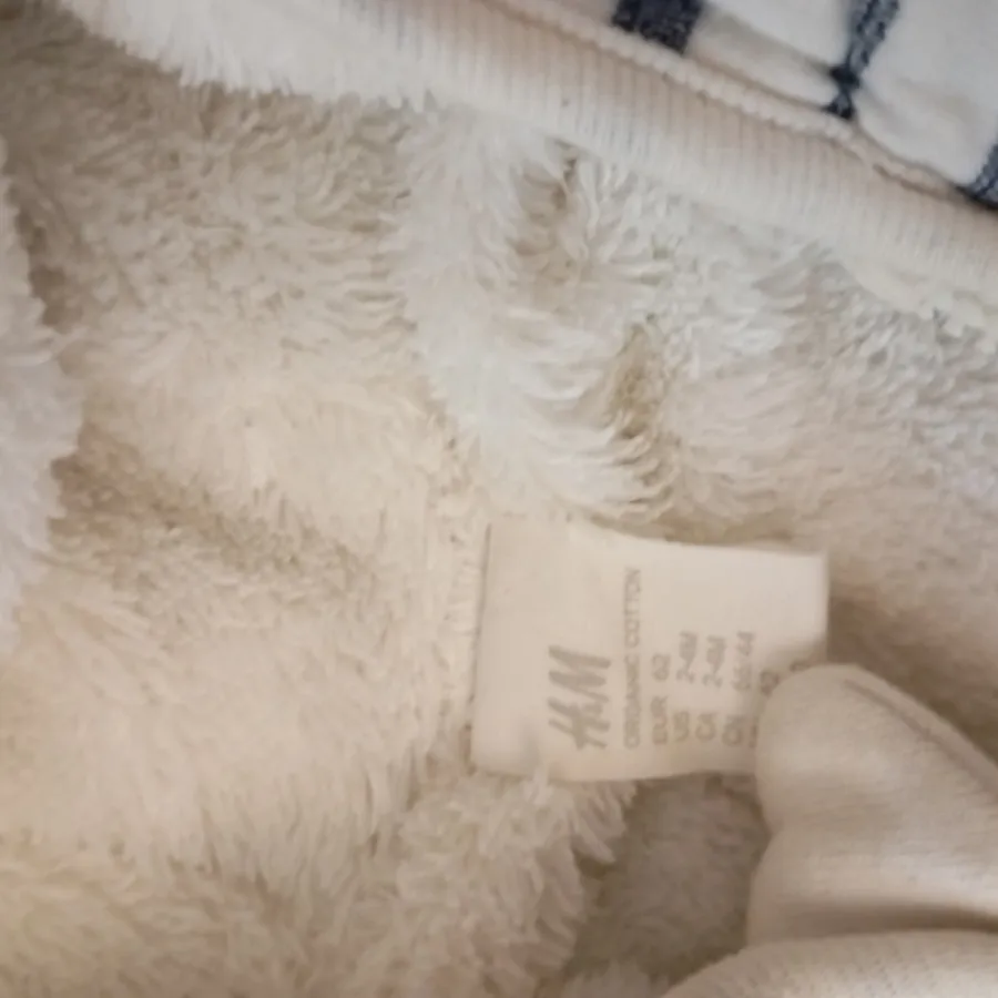 لباس بچگانه