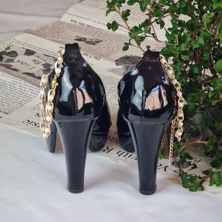 کفش مجلسی ورنی