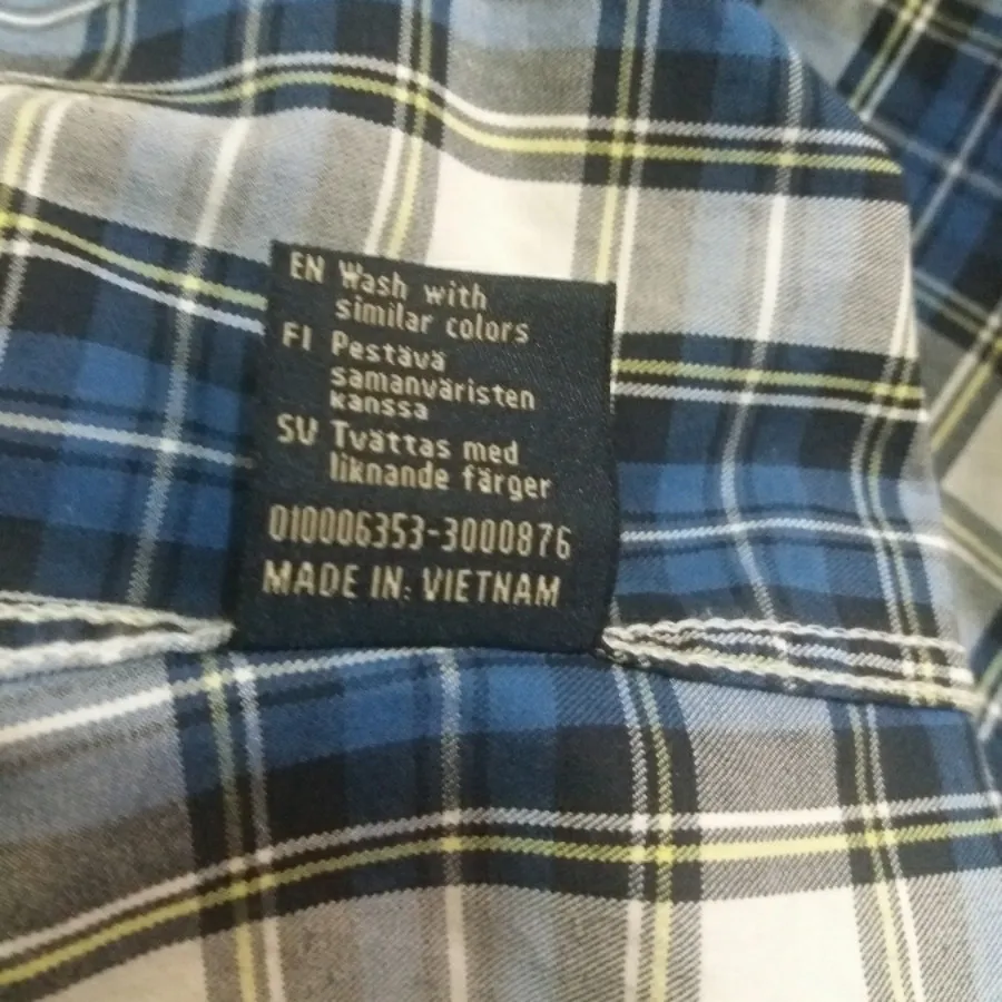 پیراهن مردانه