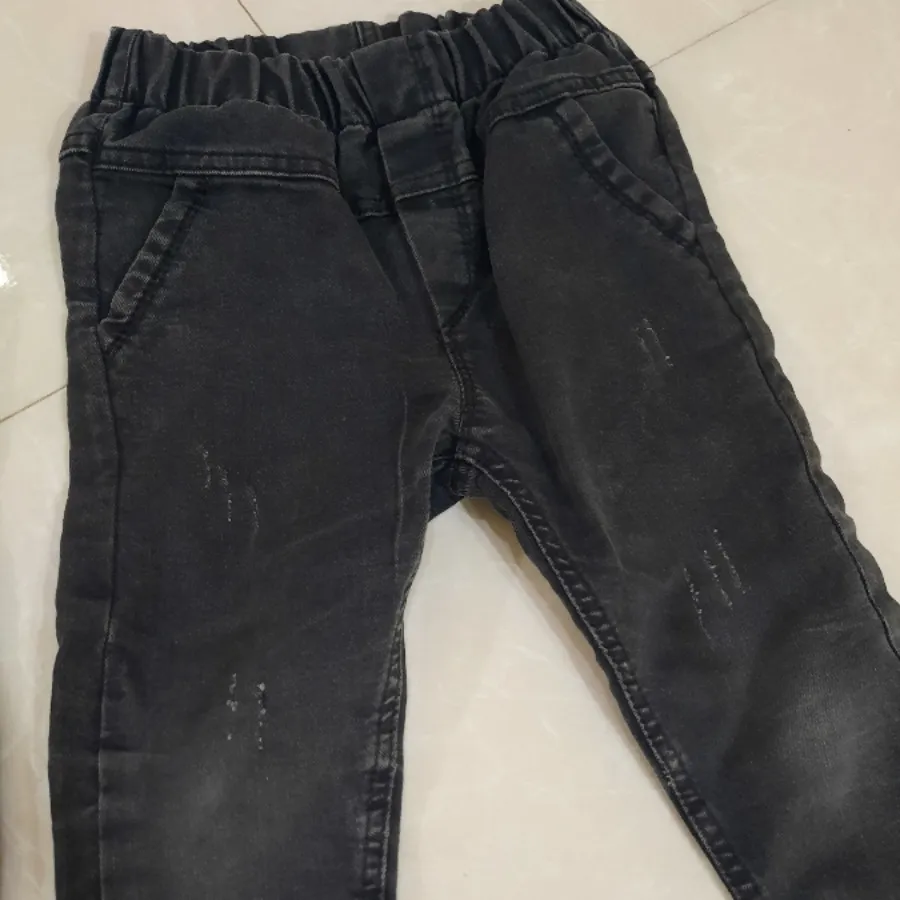 شلوار جین اسپرت بچگانه