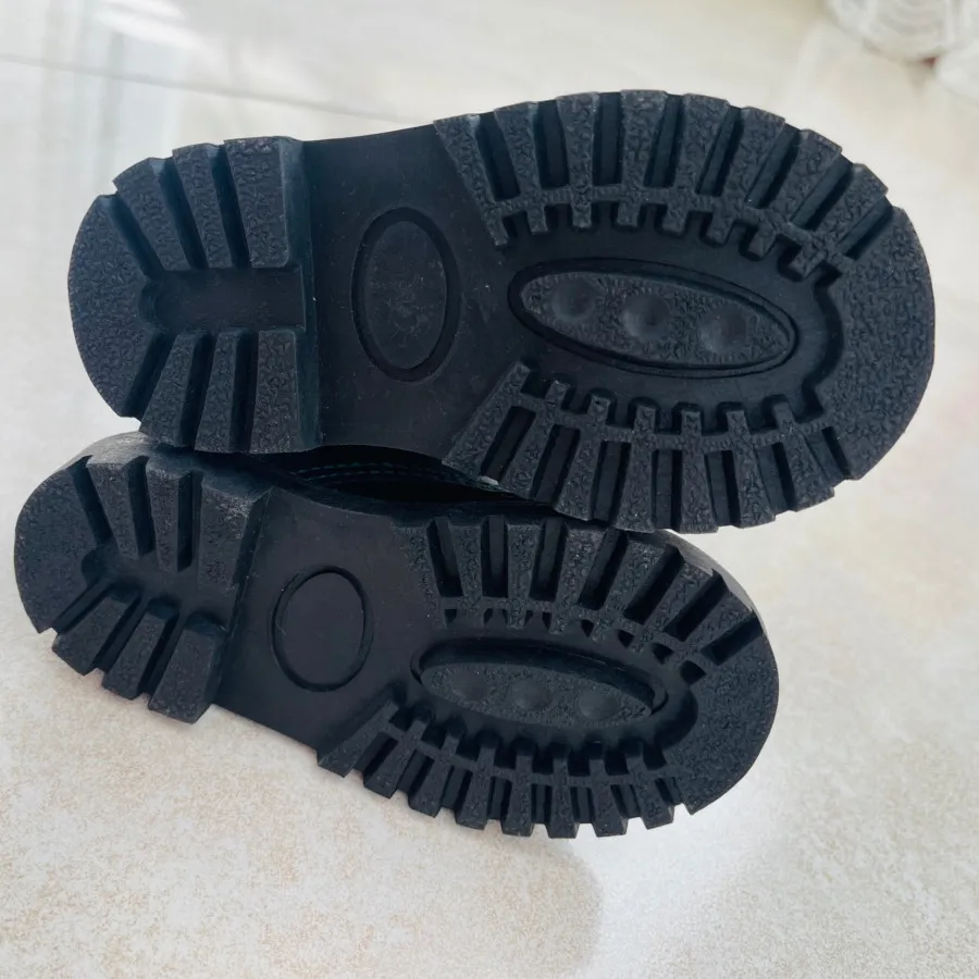 نیم بوت نوزادی