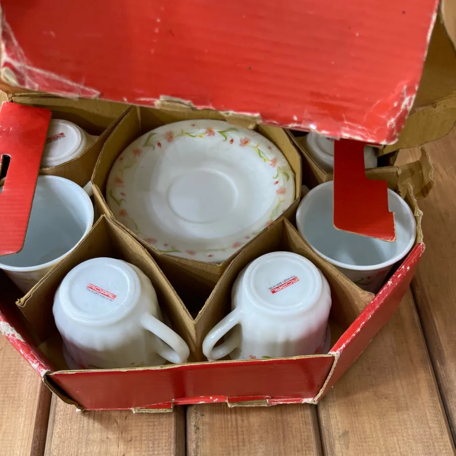 ست فنجون نعلبکی