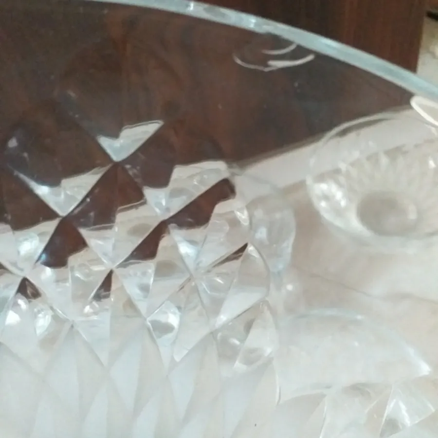 آجیل خوری یا انار خوری