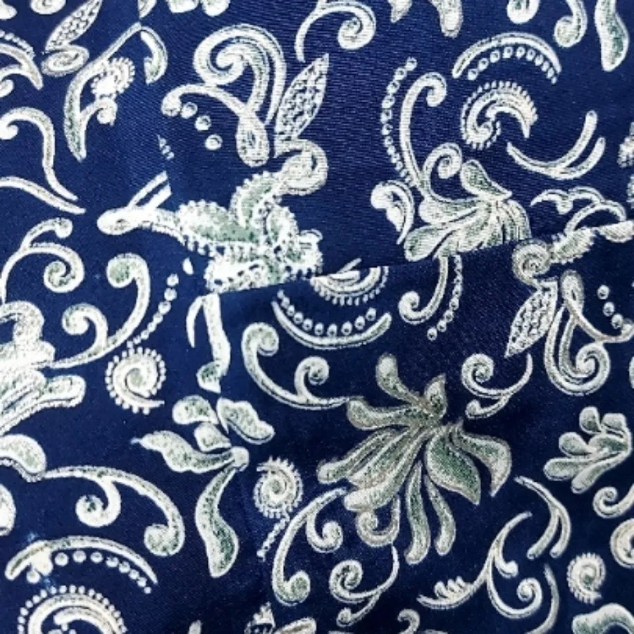 چادر سورمه ای