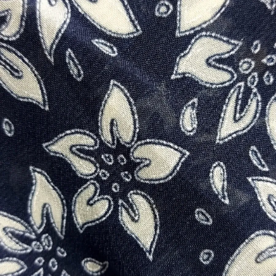 چادر سورمه ای