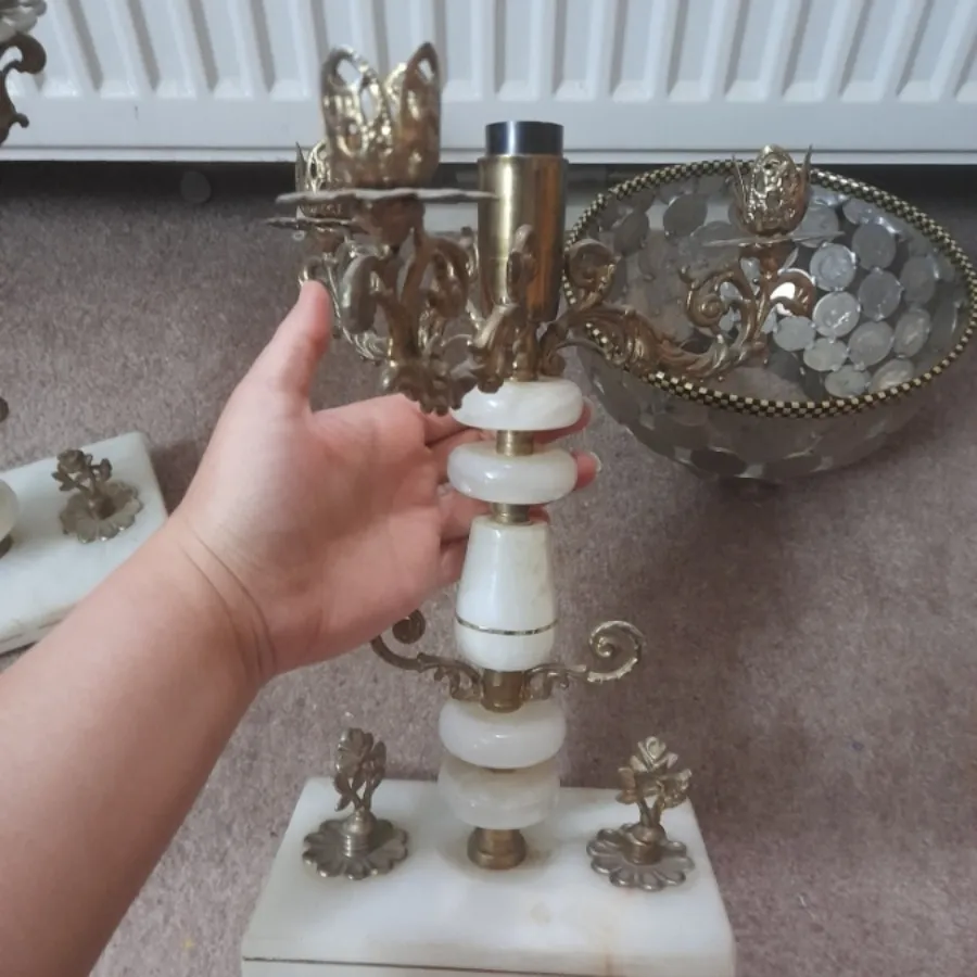 شمعدان سنگی قدیمی