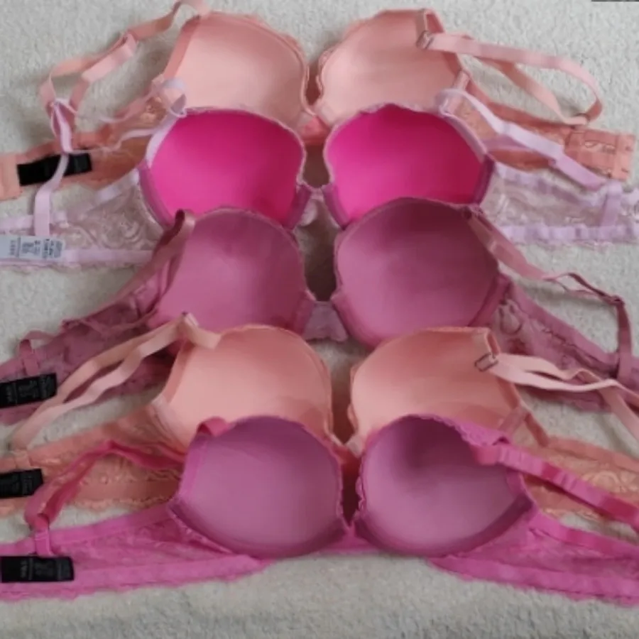 سوتین اسفنجی سایز کوچک