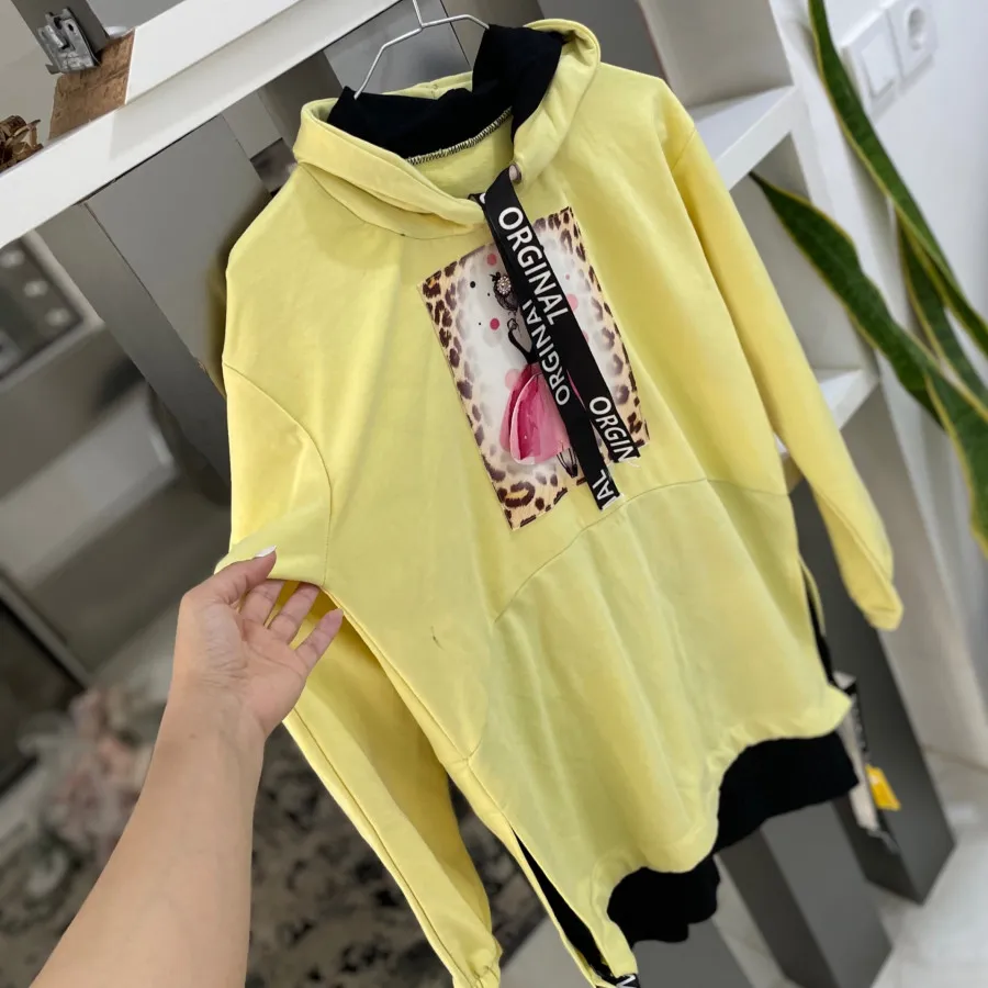 هودی دخترونه