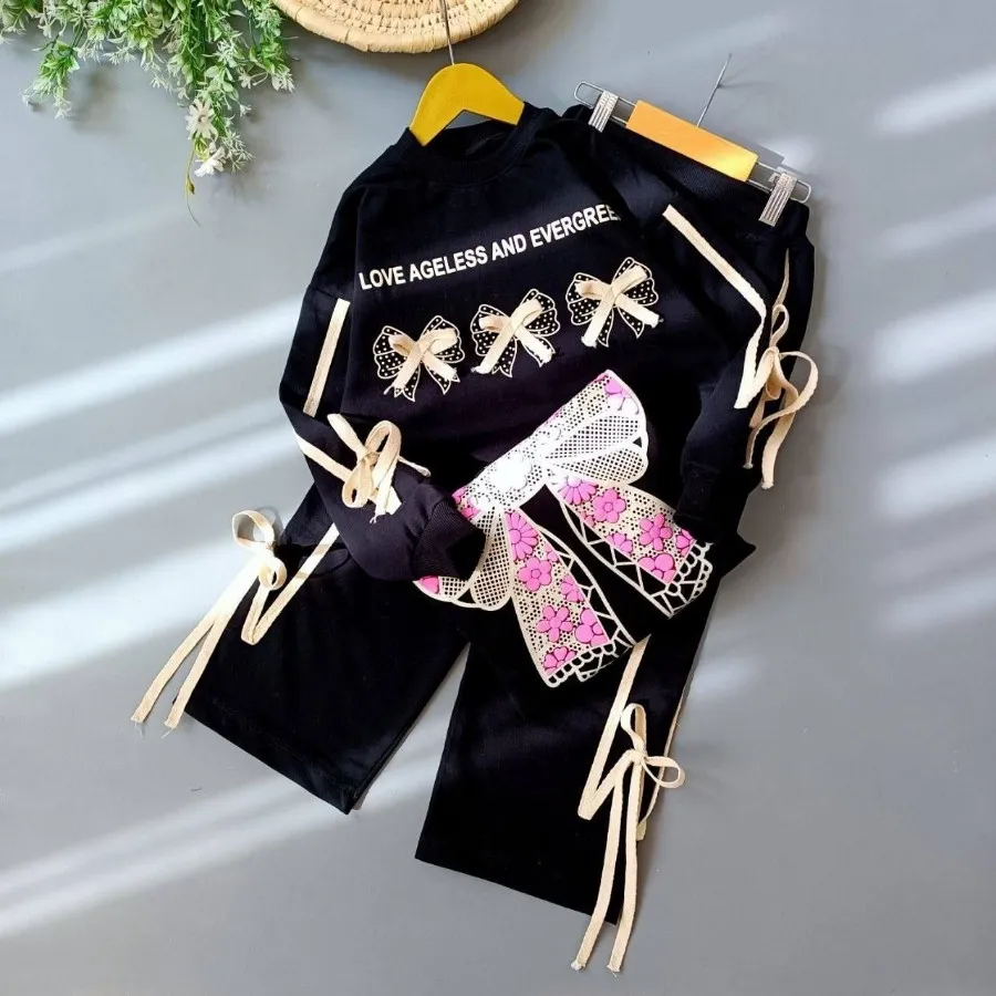 سه پاپیون مشکی