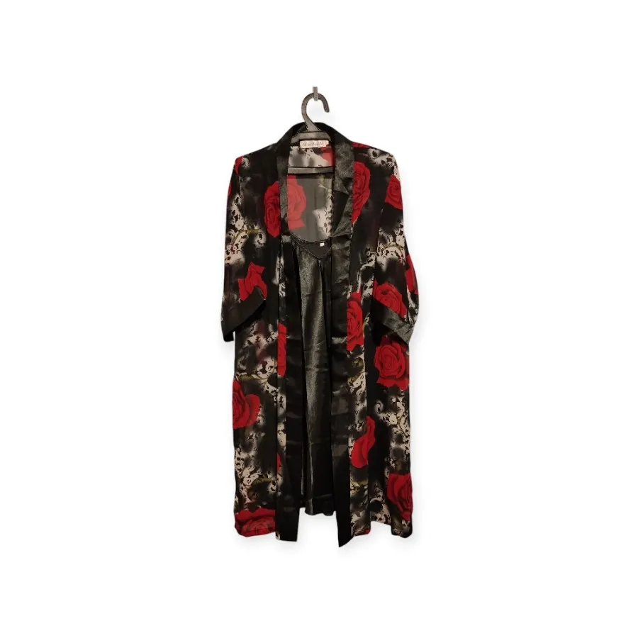 رویه حریر یا لباس خواب