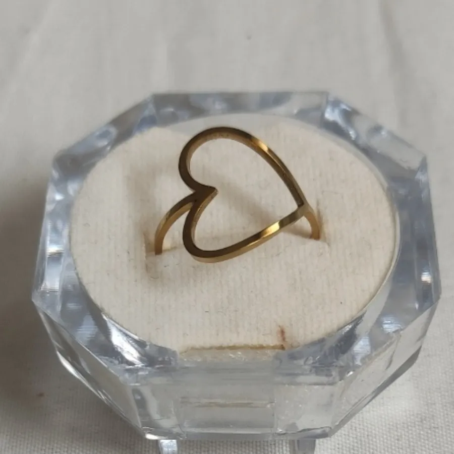 انگشتر رنگ ثابت کپی طلا