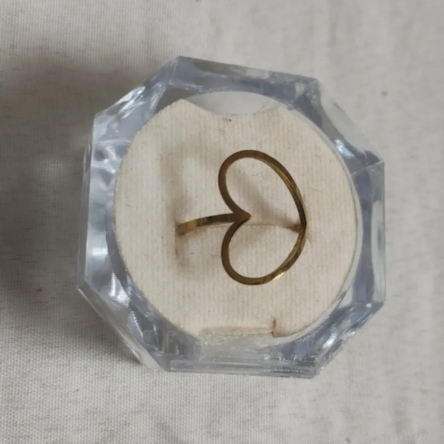 انگشتر رنگ ثابت کپی طلا