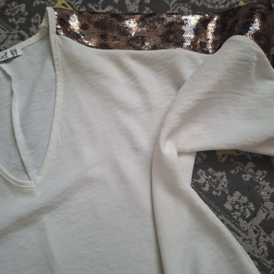 بلوز زنانه سفید