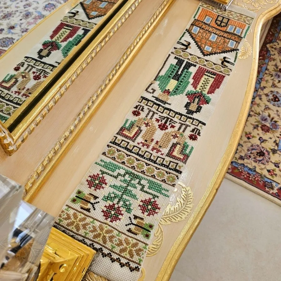 دست بافته گلدوزی وارداتی