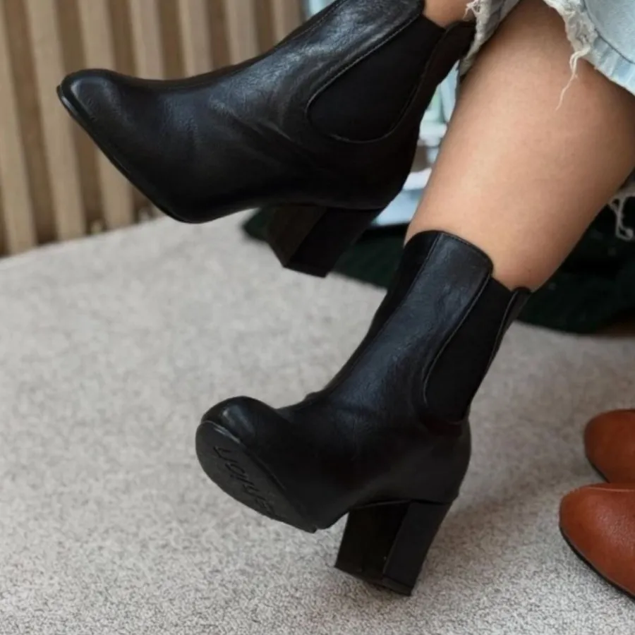 نیم بوت زنانه