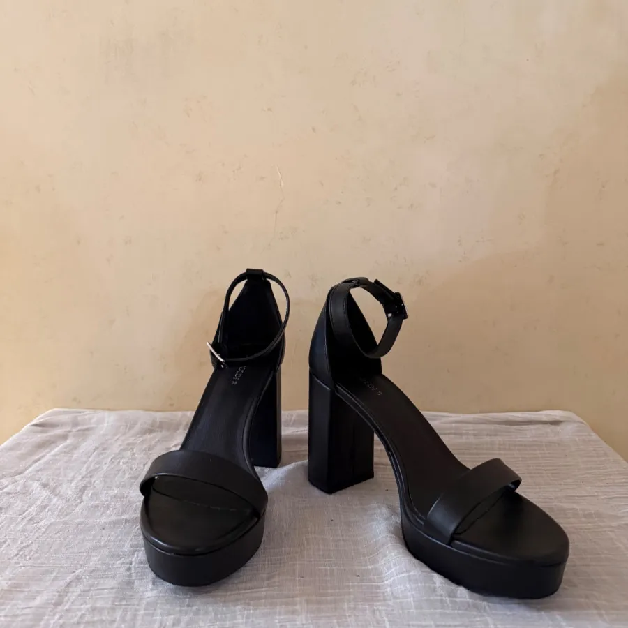 کفش پاشنه دار H&M