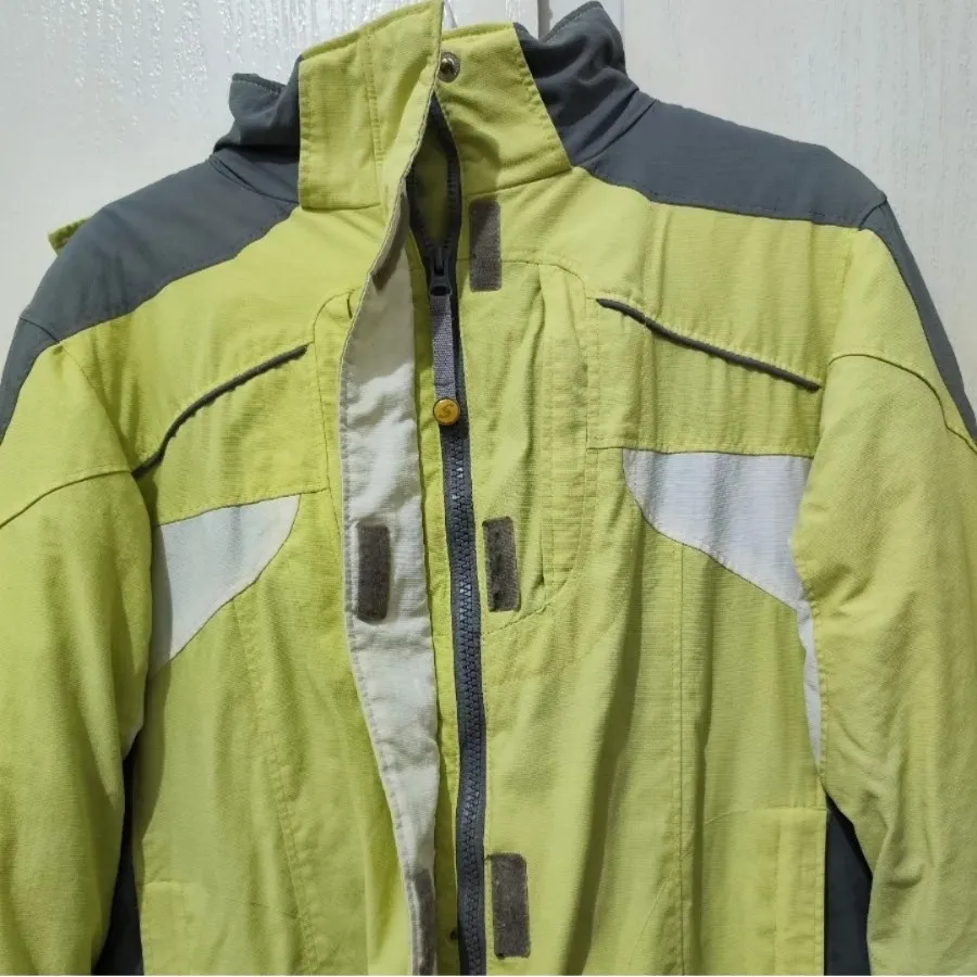 کاپشن خارجی