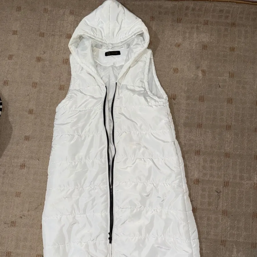 پافر سفید بلند