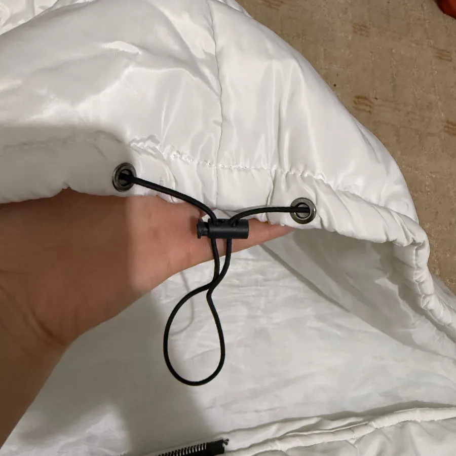 پافر سفید بلند