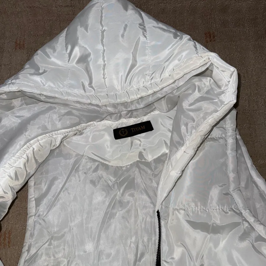 پافر سفید بلند