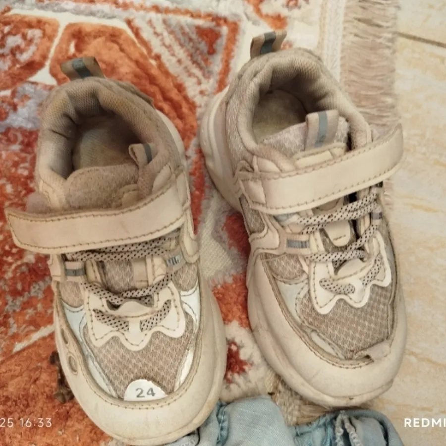 لباس دخترانه یک تاسه سال