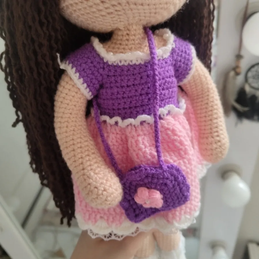 عروسک قلاب بافی