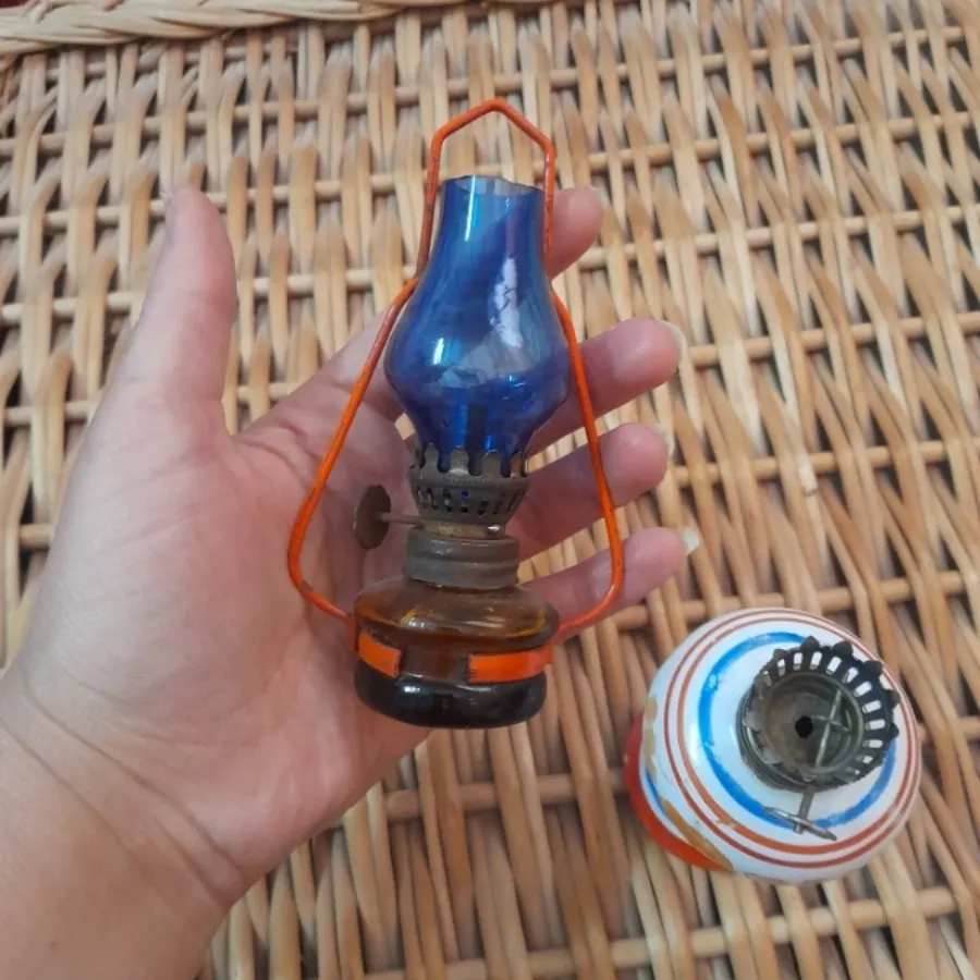 چراغ قدیمی کوچک