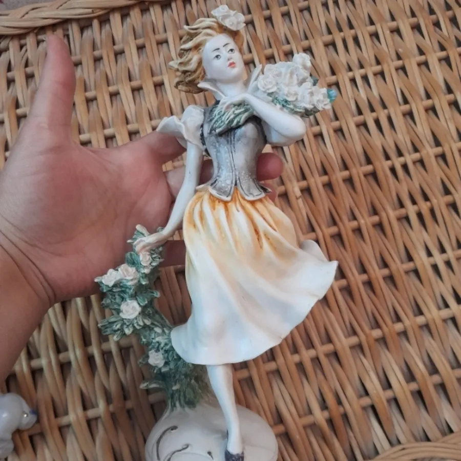 مجسمه قدیمی