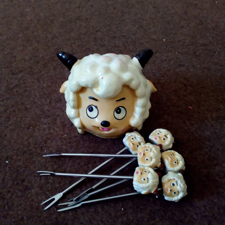 چنگال زیتون و خرما