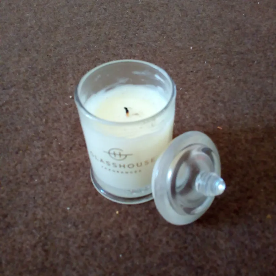 شمع معطر شیشه ای