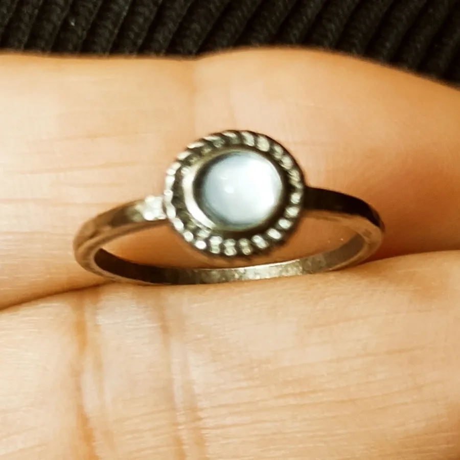 دوعدد انگشتر نگین دار