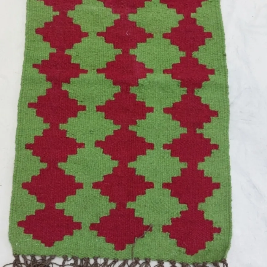 گلیم دستبافت پشمی