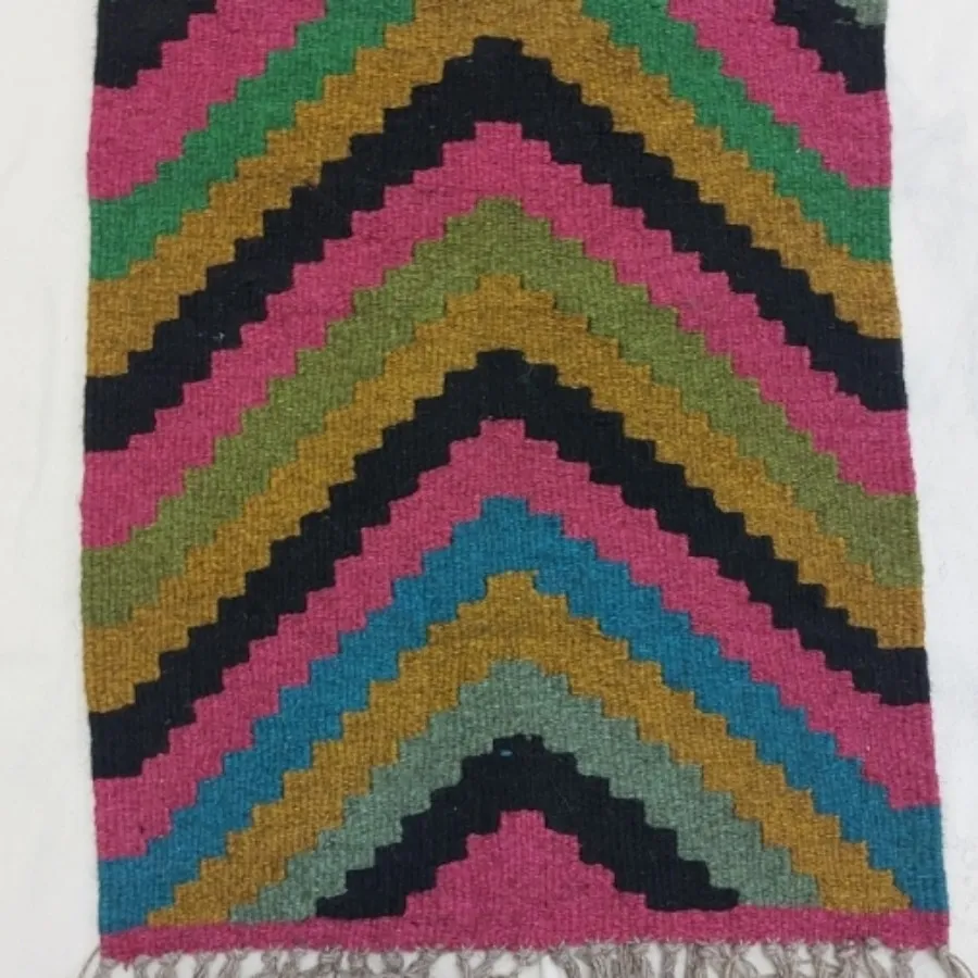 گلیم دستبافت پشمی