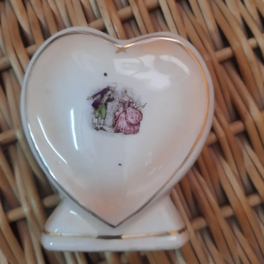 گلدان قدیمی