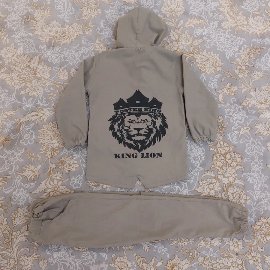 لباس بچگانه