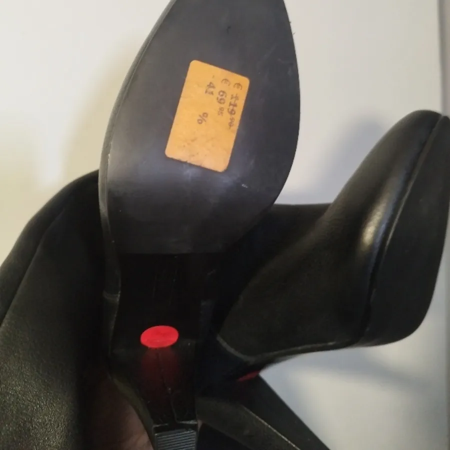 چکمه ZARA BASIC سایز 39