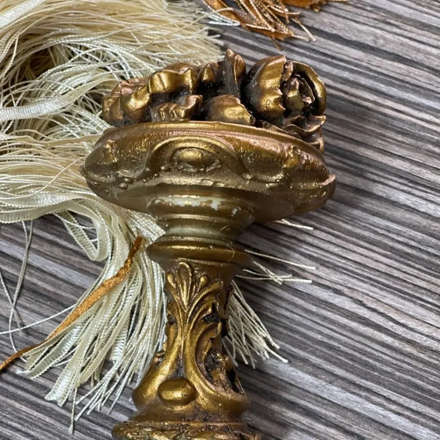 پرده جمع کن و گلمیخ