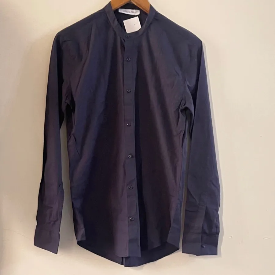 پیراهن مردانه