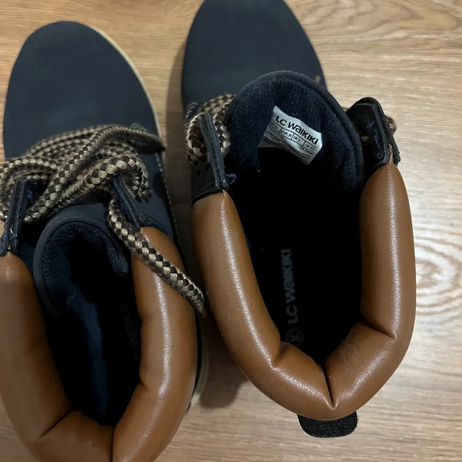 نیم بوت برند