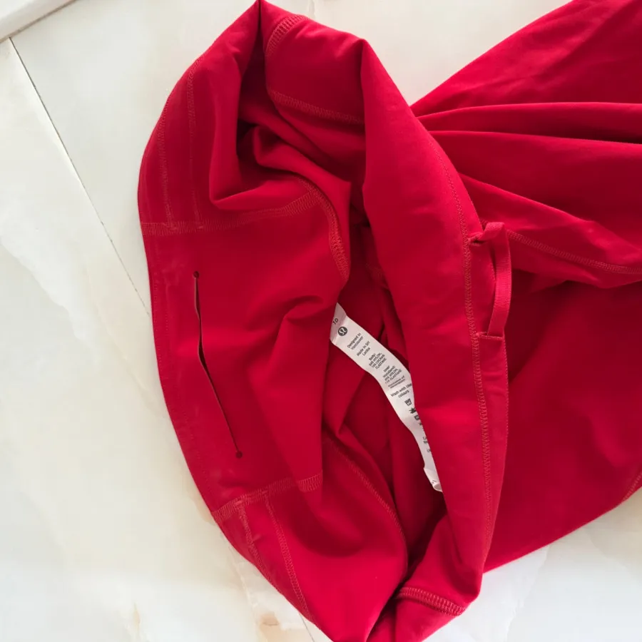 لگ ورزشی لولو لمون